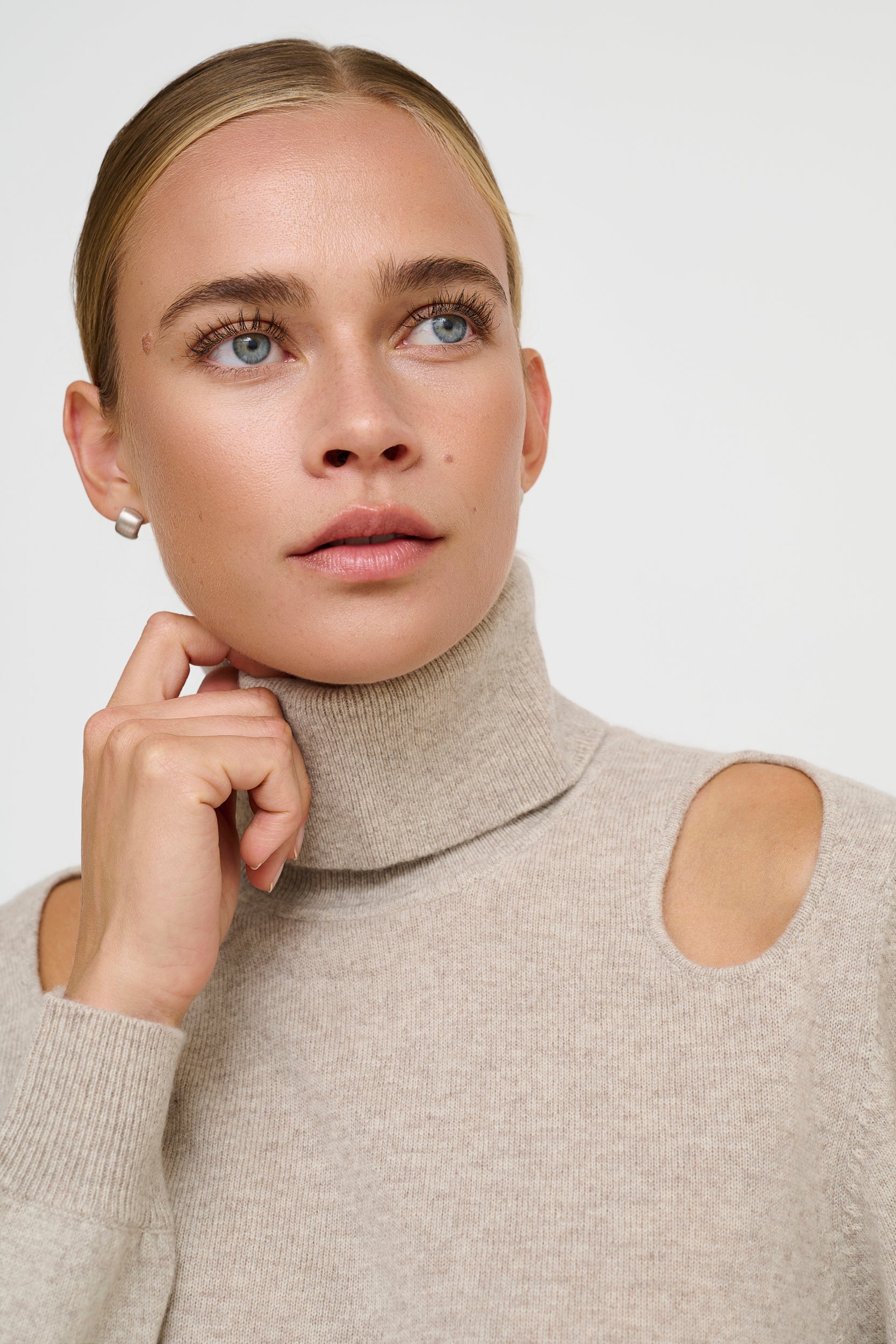 CREugenia Strik Sweater